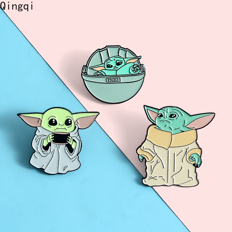 Star Wars Role Master Yoda Enamel Pins Classic Interstellar Movie Brooches Badges Gifts for Friends Cute Yoda Pin