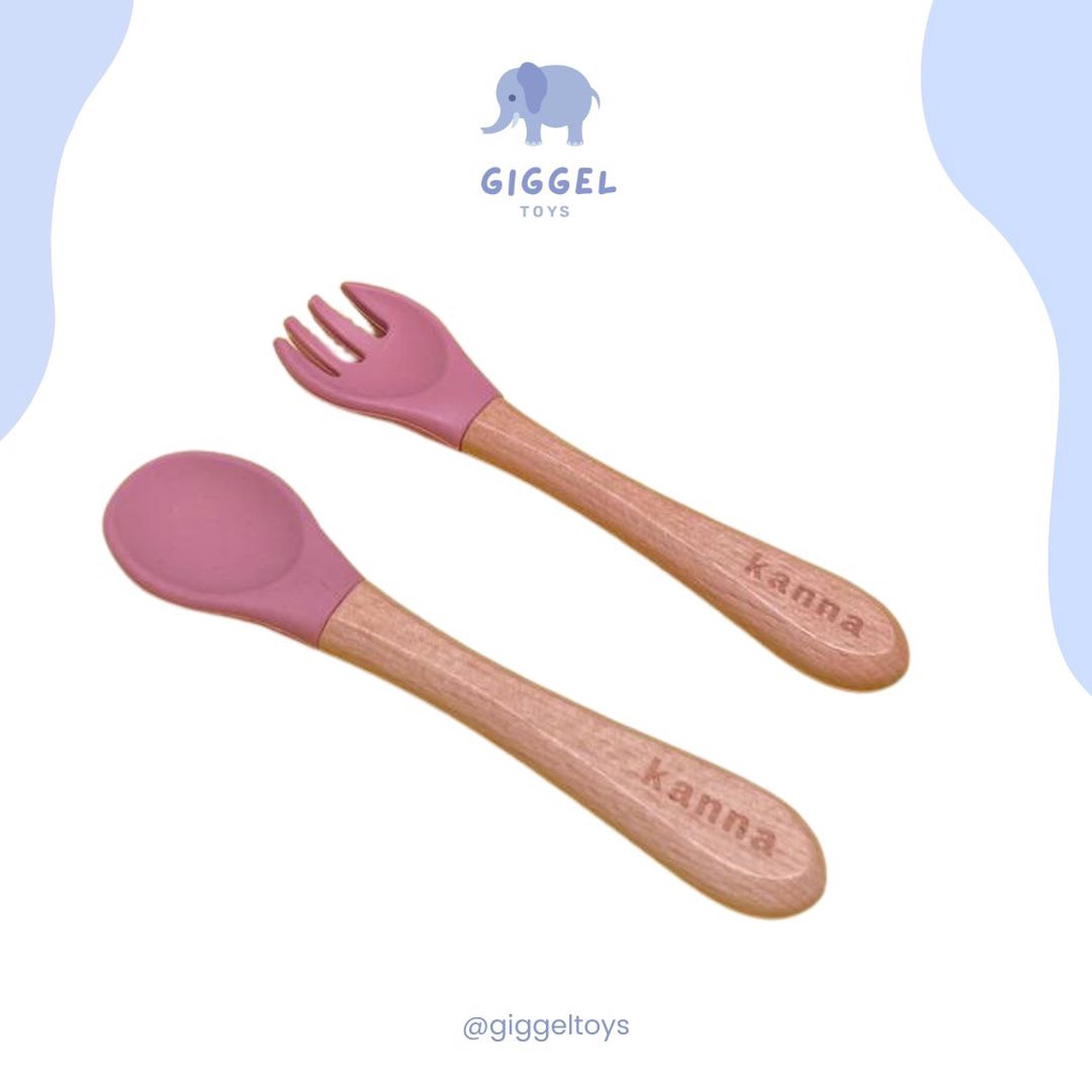 [ Giggel ] Premium Silicone Spoon &amp; Fork Set / Sendok Garpu Bayi Silikon / Peralatan Makan Bayi Mpasi Set Sendok Garpu Anak Premium Silicone