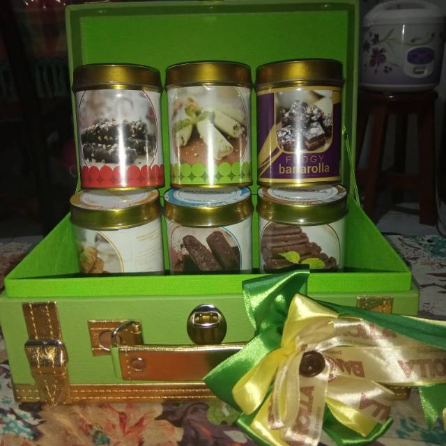 

Banarolla Hampers Hijau isi 6 pack