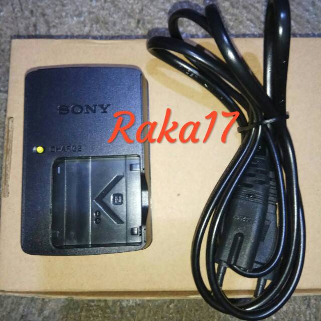 CHARGER CAMERA SONY CYBERSOT TX7