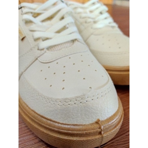 Aerostreet Hoops Broken White Gum - Sepatu Sneakers