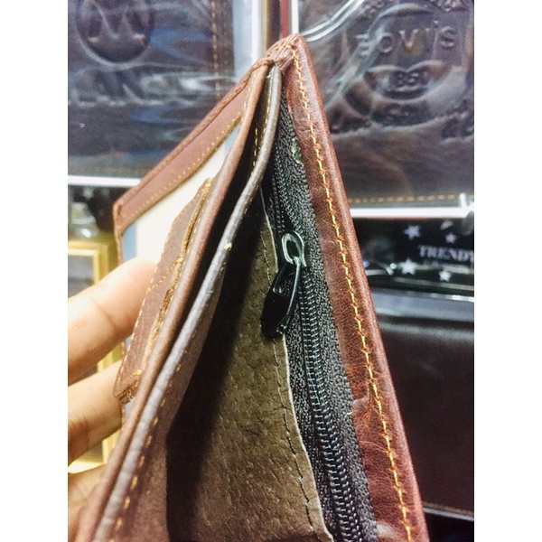 Dompet lipat biasa bahan kulit asli impor berkulitas (jenis kulit basah) model res depan #kulit #dompetkulit #dompetpria #dompetimpor #dompetkeren #dompetcowok