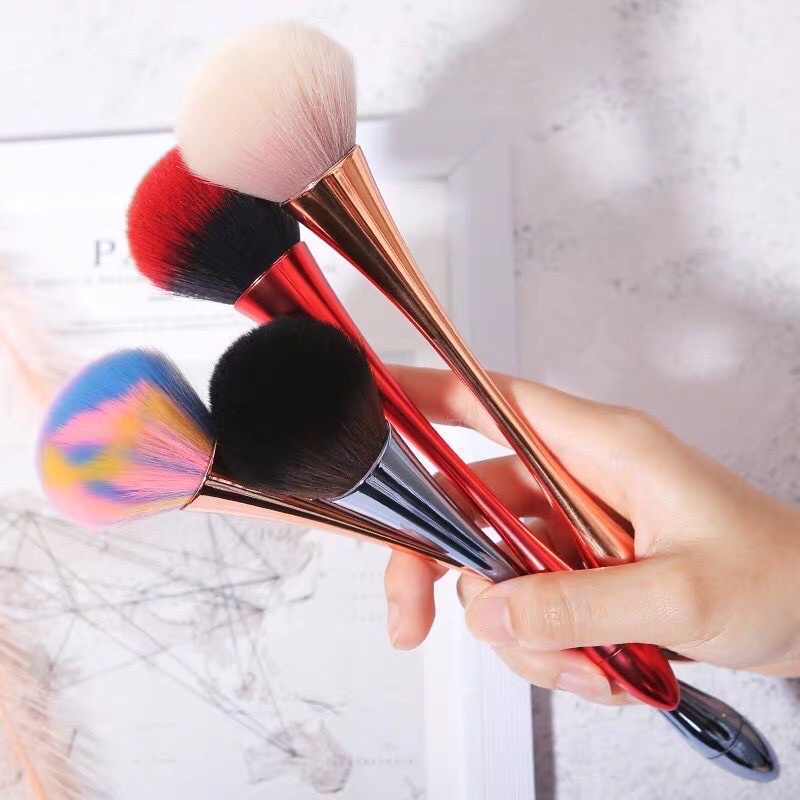 Kuas make up brush gagang panjang warna gold