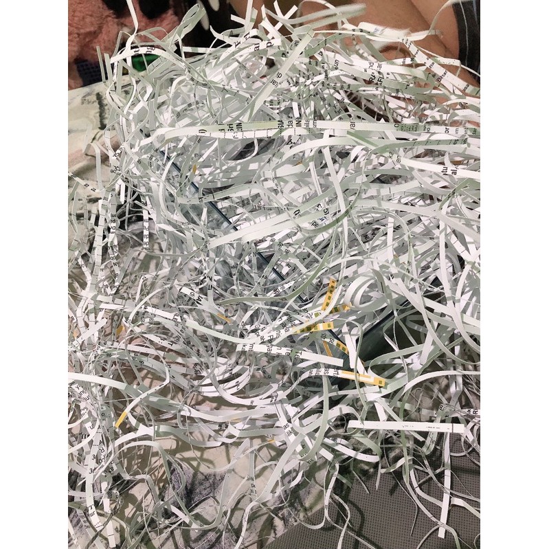 

Kertas Potong Hampers 50gr