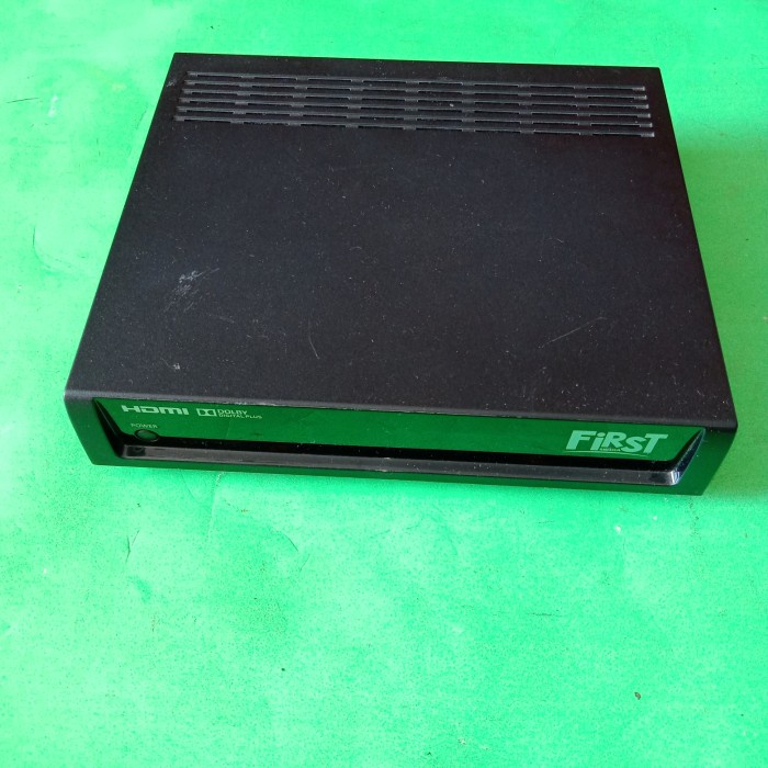 HDMI DOLBY DIGITAL PLUS FIRST MEDIA