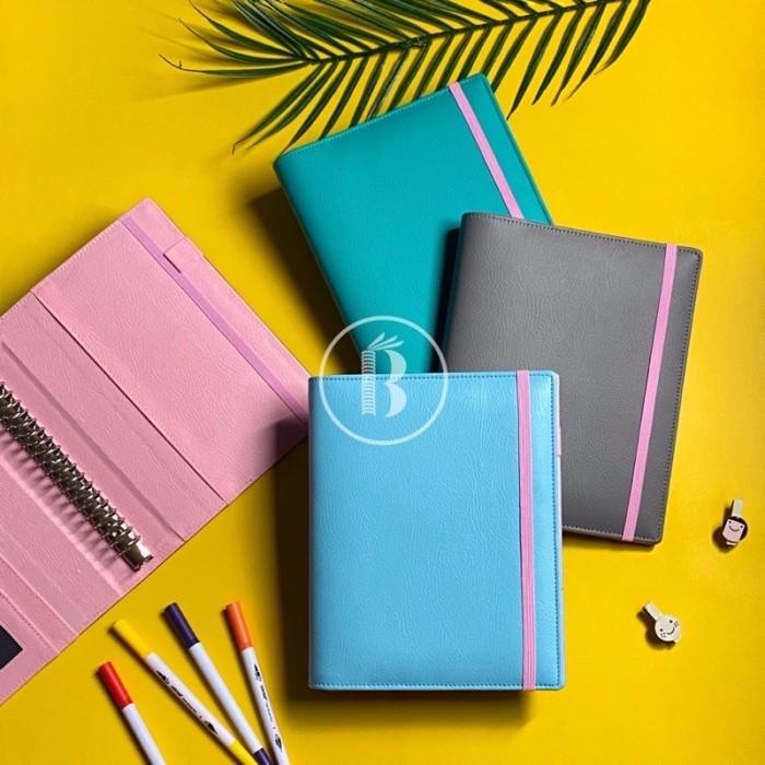 

Gia | Gratis Kertas Bindermu Ready Binder Plain Two Tones With Strap A5 B5