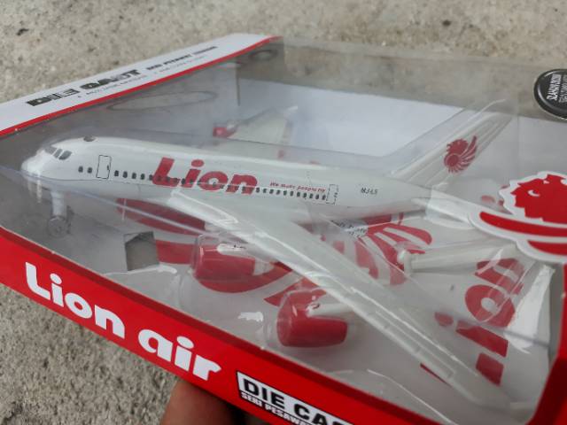 Diecast Pesawat Lion Air ( Miniatur, Die cast )