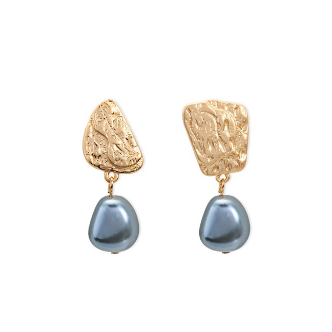 LRC Anting Tusuk Fashion Gold Metal Gray Pearl Asymmetric Earrings F55306