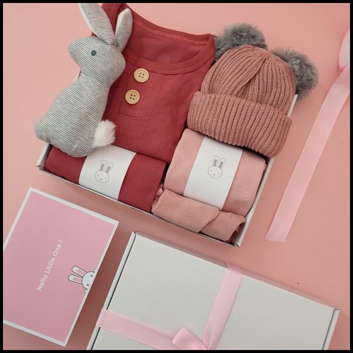 

Hampers Bayi | Kado Lahiran | Hampers Bayi Eksklusif C