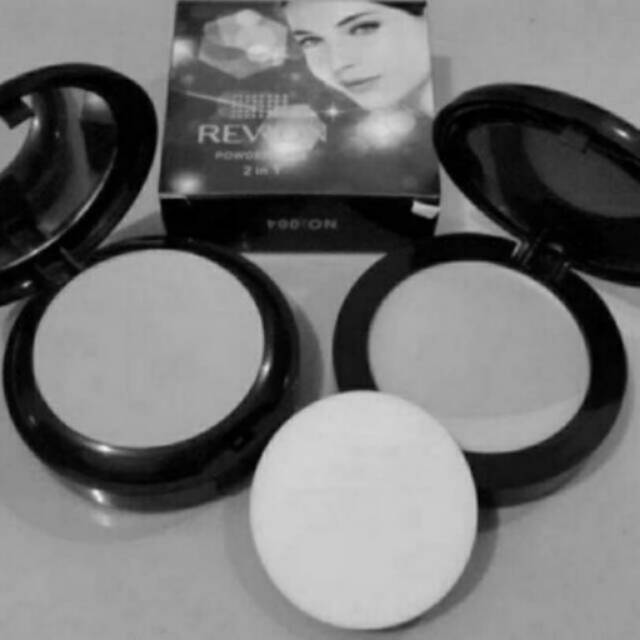 Bedak revlon