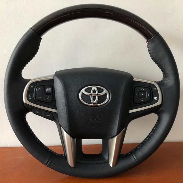 Stir Toyota Innova Reborn Venturer