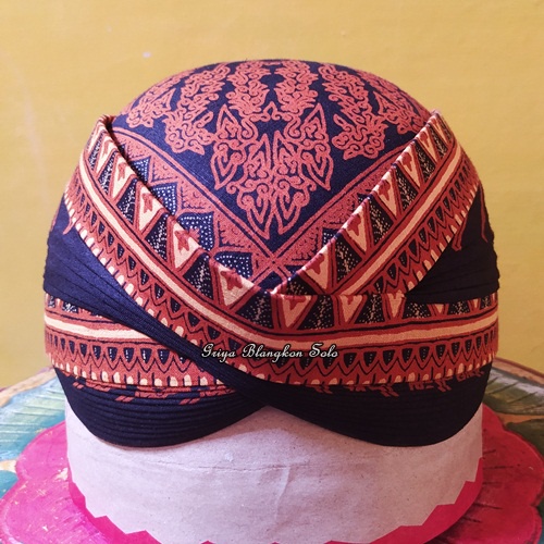 Blangkon Solo Perbawan Motif Parrang Cabut