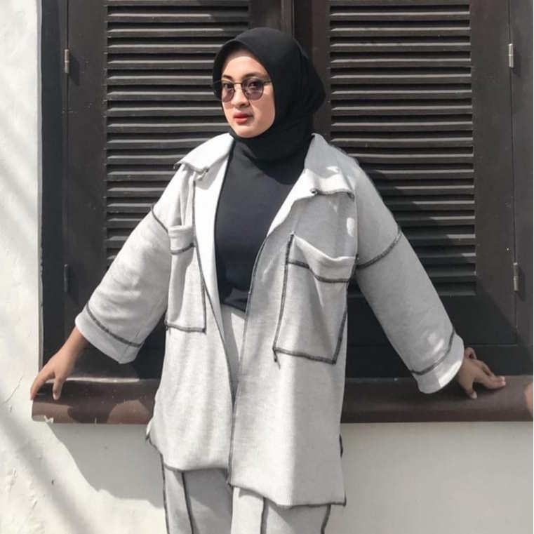 Grosir Baju Outerwear Fashion Wanita Muslim Miku Cardigan Grey