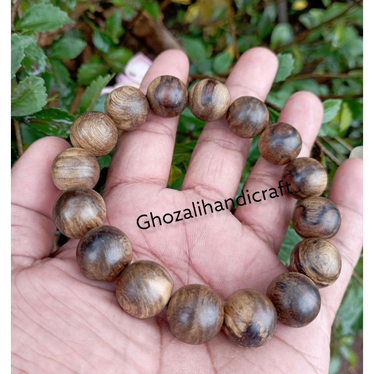 Gelang Kayu  Gahru Malinau Ulir Tiger  Aroma Harum manis100%Original size12mm