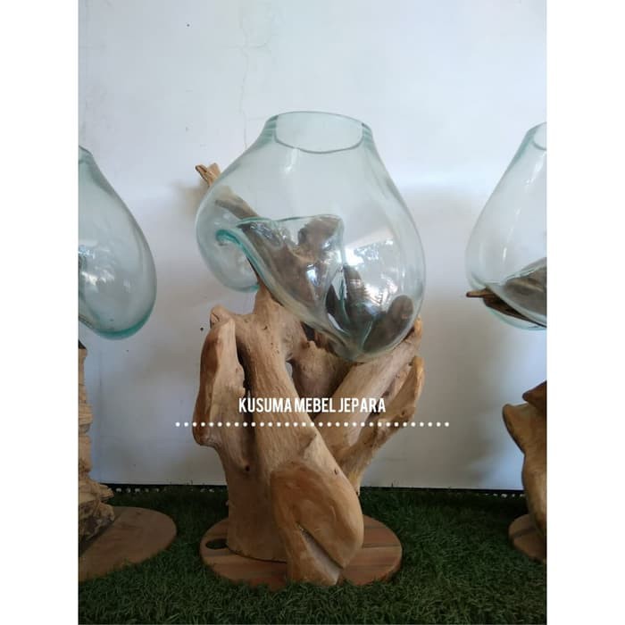 Pot Kaca Hias Kayu Jati Erosi Kode 010 B (Tinggi 70cm)