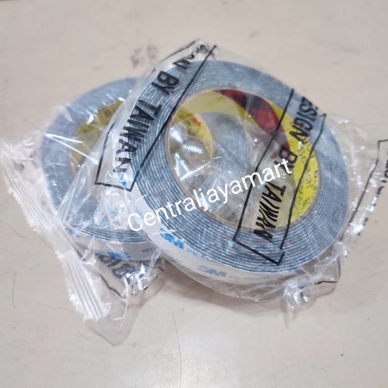 

DOUBLE TAPE LEM PEREKAT TIMBAL BALIK 3M
