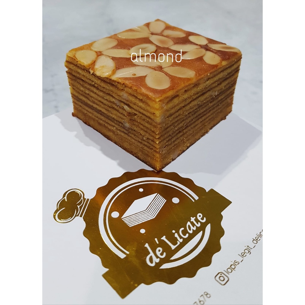 

Lapis Legit Premium Almond Size Small (Softbox)