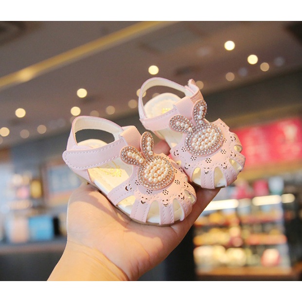 Sepatu anak dan bayi perempuan import premium motif ala BUNNY MUTIARA KILAU premium lentur