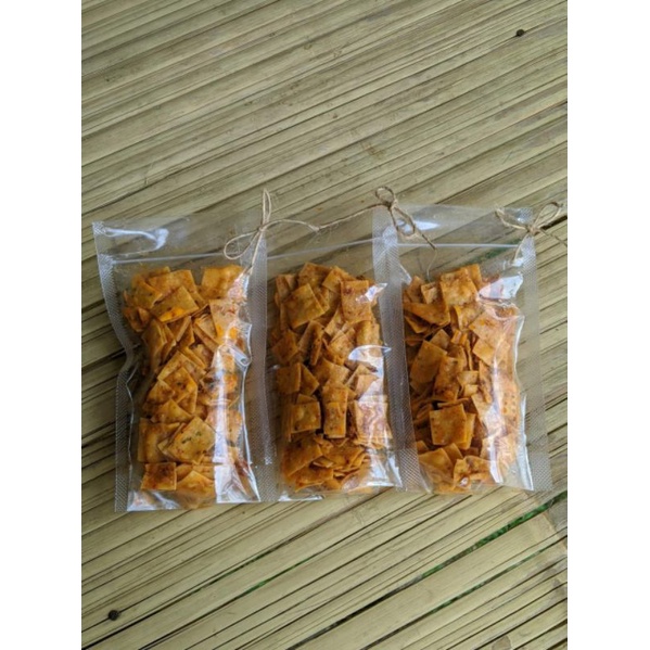 

pangsit pedas daun jeruk