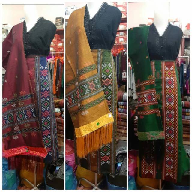 ULOS SADUM TENUNSIANTAR