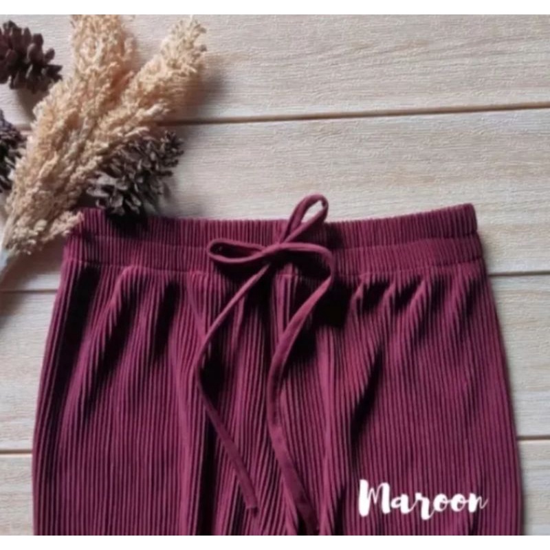 KULOT LIDI / KULOT PLISKET / KULOT PLISKET LIDI / KULOT PLISKET PREMIUM / KULOT LIDI PREMIUM / KULOT LIDI PLISKET / KULOT LIDI PLISKET PREMIUM-Maroon