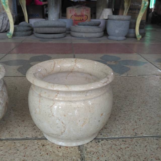 Pot bahan marmer putih cream Tulungagung