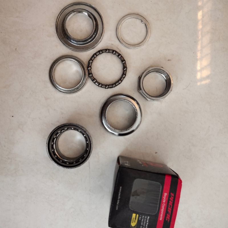 Kom fork PACIFIC / Head Parts 22.2x30x27CP Putih sp-D405