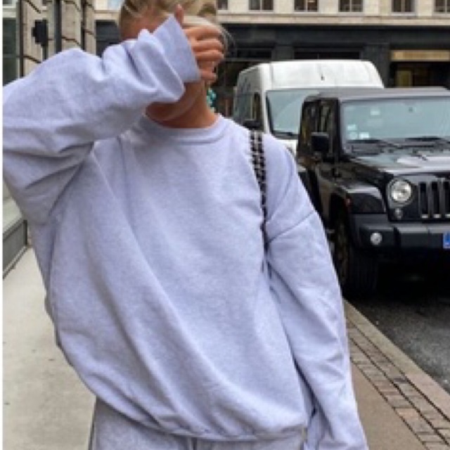 crewneck polos termurah bisa untuk pria/wanita hoodie sweater CN - CREWNECK QUIKSILVER DISTRO