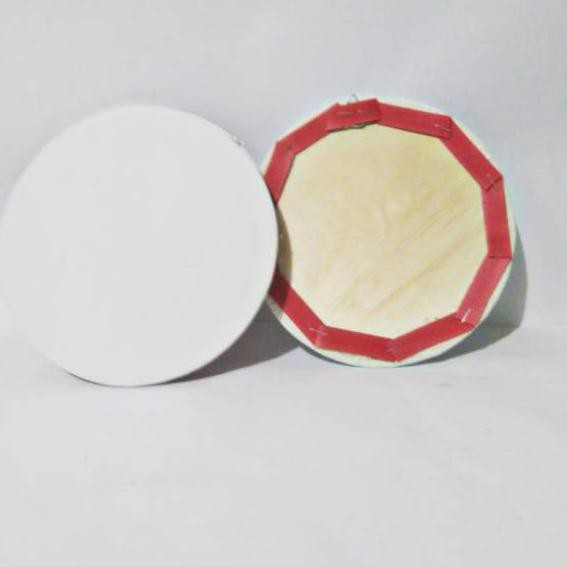 

Cuma Di Sini Bulat kanvas flywood /Canvas lingkaran 20cm