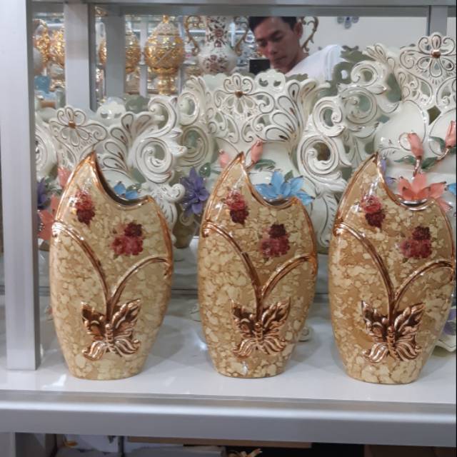 Pajangan lemari kaca-Jual Pajangan keramik import-Pajangan set 3 turkey