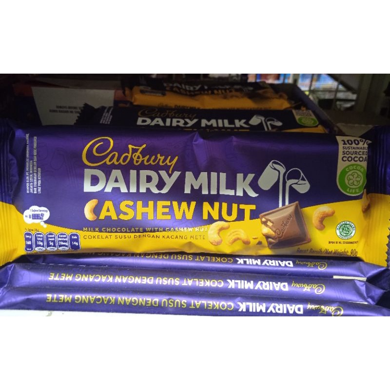 

Cadbury Dairy Milk Cashew Nut 30 Gram