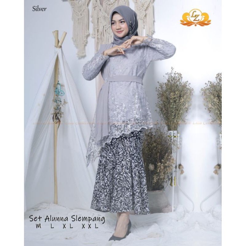 Kebaya Modern//Kebaya Wisuda Modern//Kebaya brokat//kebaya kondangan wanita//kebaya terbaru