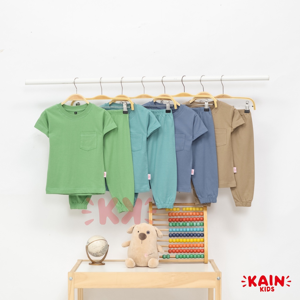 KainKids Setelan Kaos Polos Anak &amp; Celana Jogger 1-7Y | Set Pocket Tee Jogger Pants PK SJ01