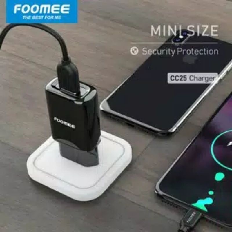 Foomee CC25 Mini Sized Travel Charger 2.1A