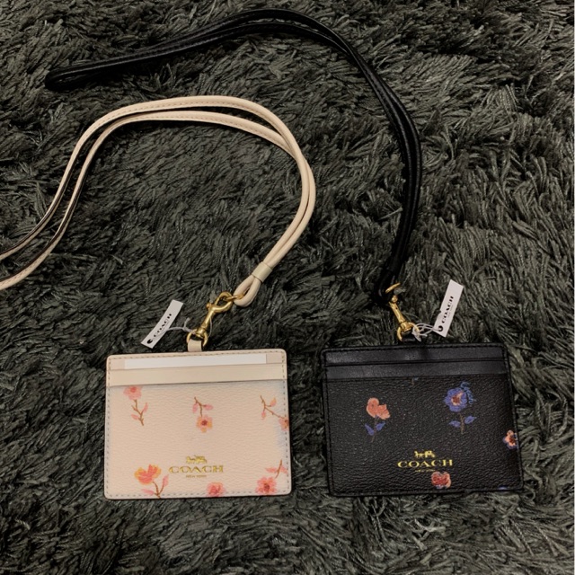 

COACH Vintage Praire ID Lantard Black Multi