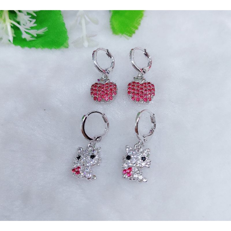 Kalung&amp;anting apel dan kalung Hello Kitty