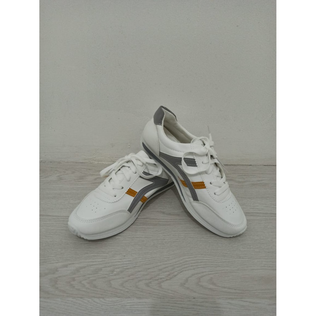 BL / COD 214 Sepatu Wanita Sneakers Wanita Import Premium Quality-2