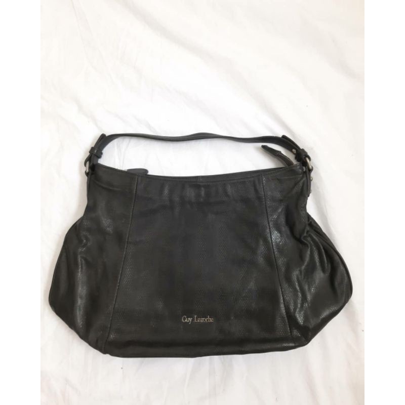 Guy Laroche Leather Shoulder Bag (Tas Kulit "Guy Laroche" second)