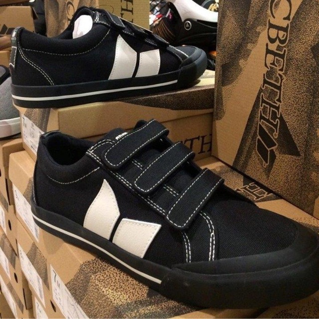 macbeth eliot black cement