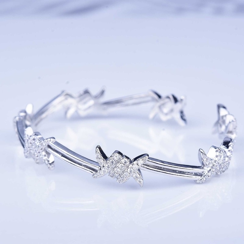 Fashion Hot Sale Diamond Pig Nose Bracelet