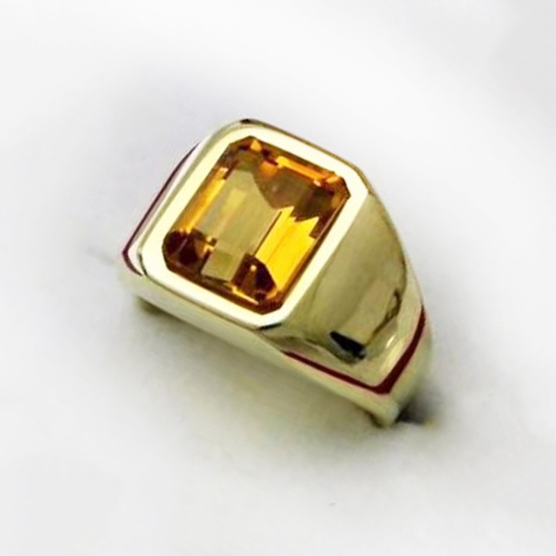 Cincin Emas 18K Bahan Stainless Steel Aksen Kristal Berlian Imitasi Gaya Punk Untuk Pria / Wanita