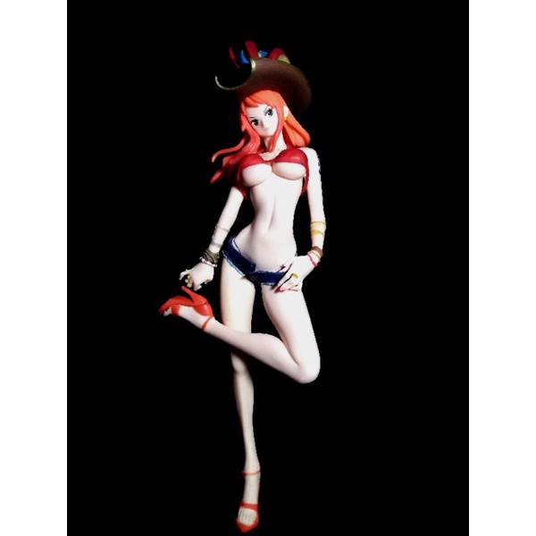 Action Figure Original Banpresto One Piece Nami Bikini bisa dilepas