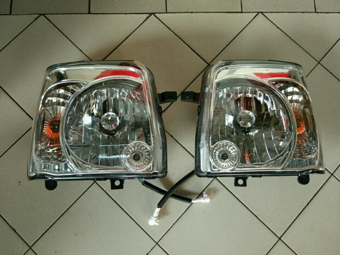 Jual Headlamp/head lamp/lampu depan kristal suzuki karimun kotak (old) Indonesia