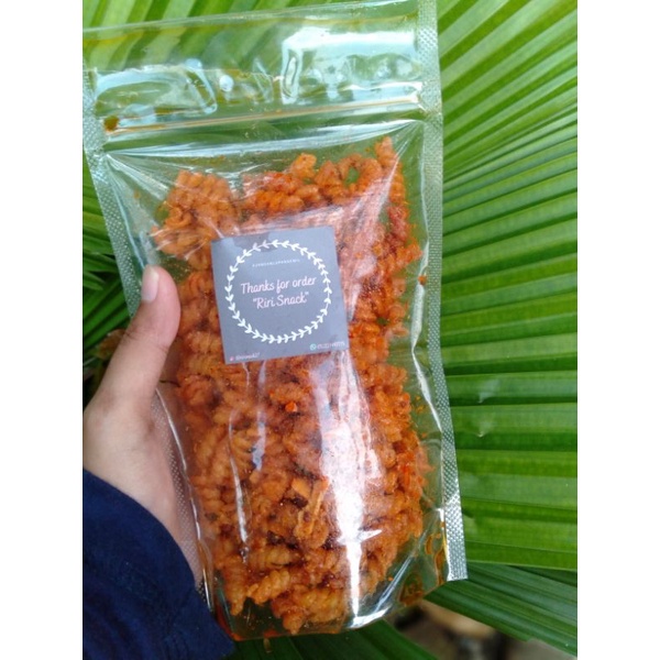 

CEMILAN MAKARONI SPIRAL RASA BALADO/PEDAS/BISA REQUEST RASA