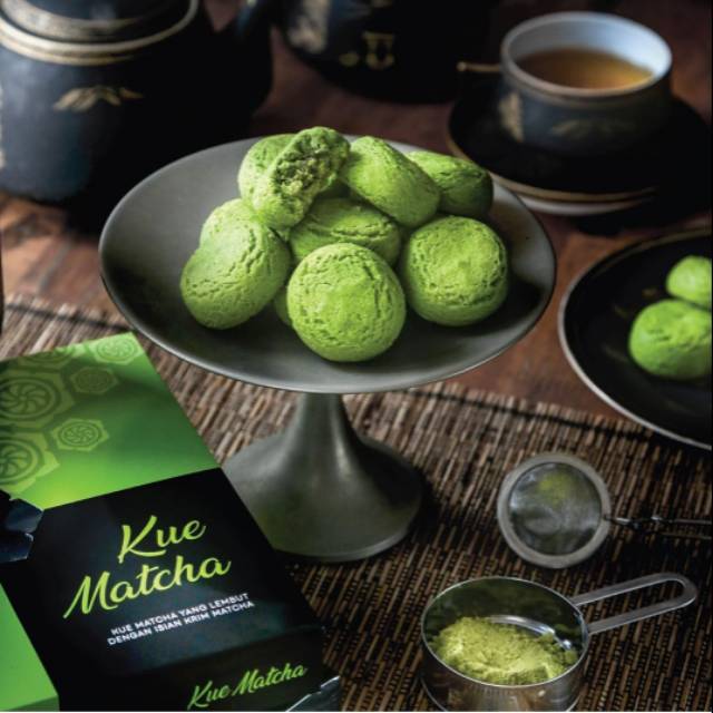 

Kue matcha (green tea) bluder cokro