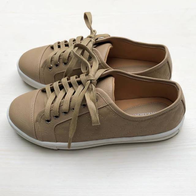 0360-0040 sepatu elizabeth | Shopee Indonesia