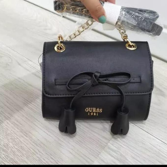 ☛☛ BANTING HARGA TAS WANITA MURAH☛☛ GUESS GG041 / SLING BAG ORIGINAL / TAS WANITA DISKON