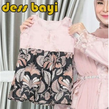 READY JUMBO - BAJU COUPLE BATIK KEBAYA BROKAT KELUARGA | Set pakaian keluarga | BAJU BATIK SARIMBIT KEBAYA | Ndoro jawi Maura Couple - Sania Ruffle Batik Couple ori Ndoro jowi DNT Garansi Termurah Shopee - seragam batik keluarga batik keluarga batik set b-DRESS BALITA