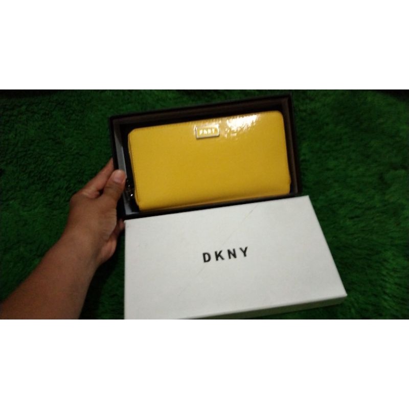 dompet wanita dkny long wallet yellow