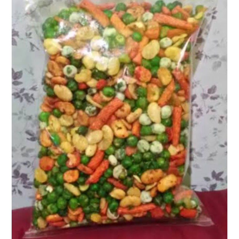 

KACANG CAMPUR/MIX/KACANG JAIPONG BERAT 1 kg/SNACK KILOAN